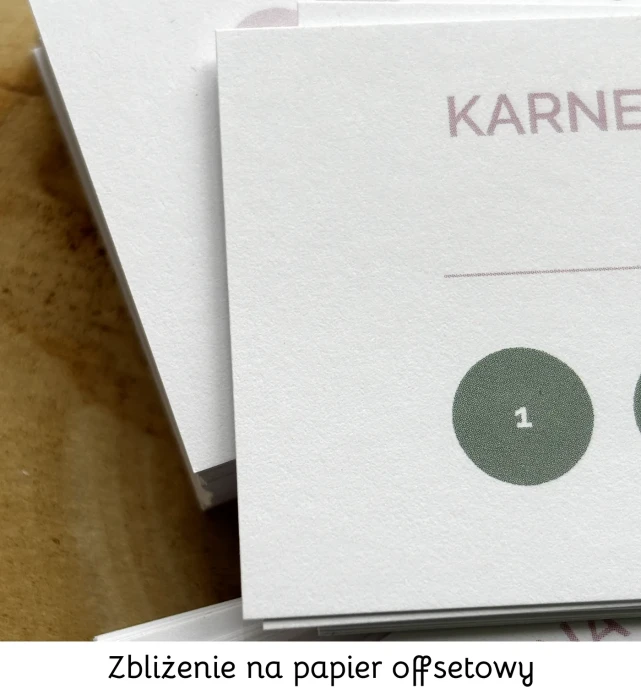 papier offset zbliżenie.webp